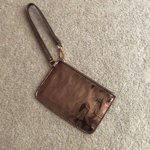 Wristlet